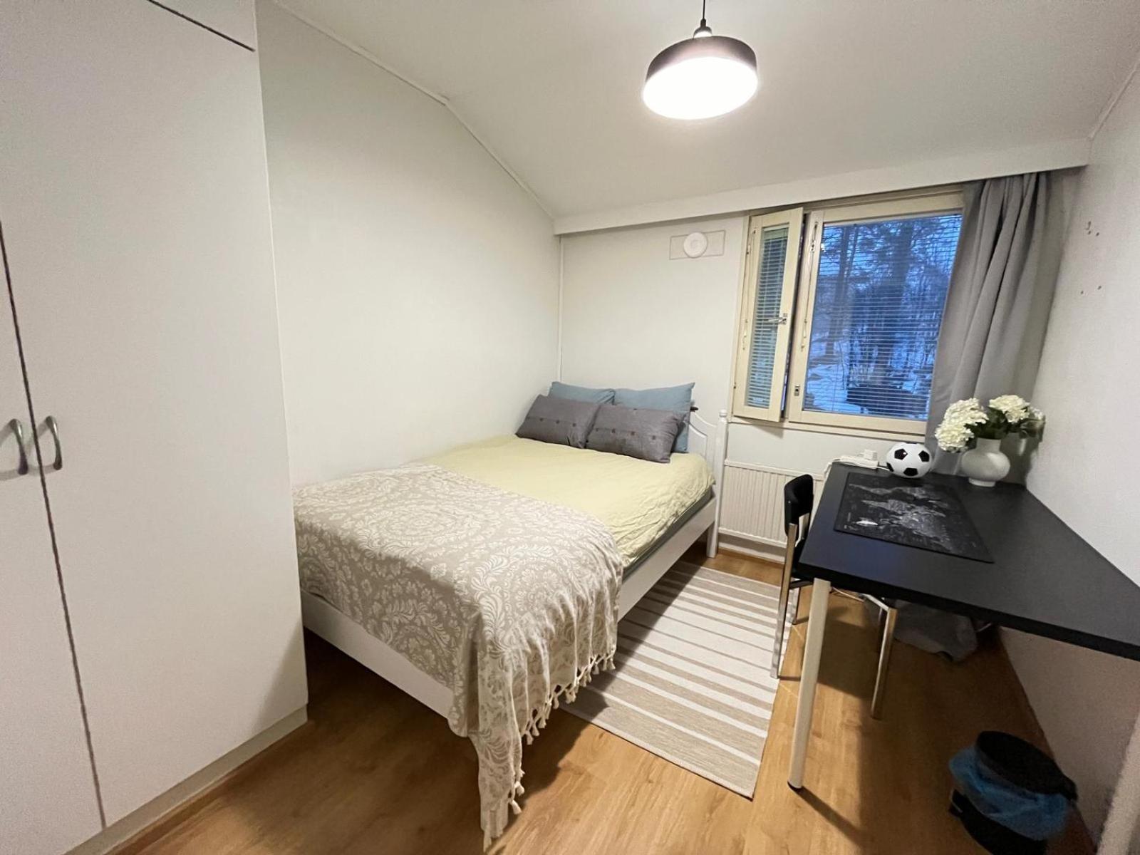 Private Rooms Near Metro, Free Parking,Direct Bus From Airport هلسنكي المظهر الخارجي الصورة