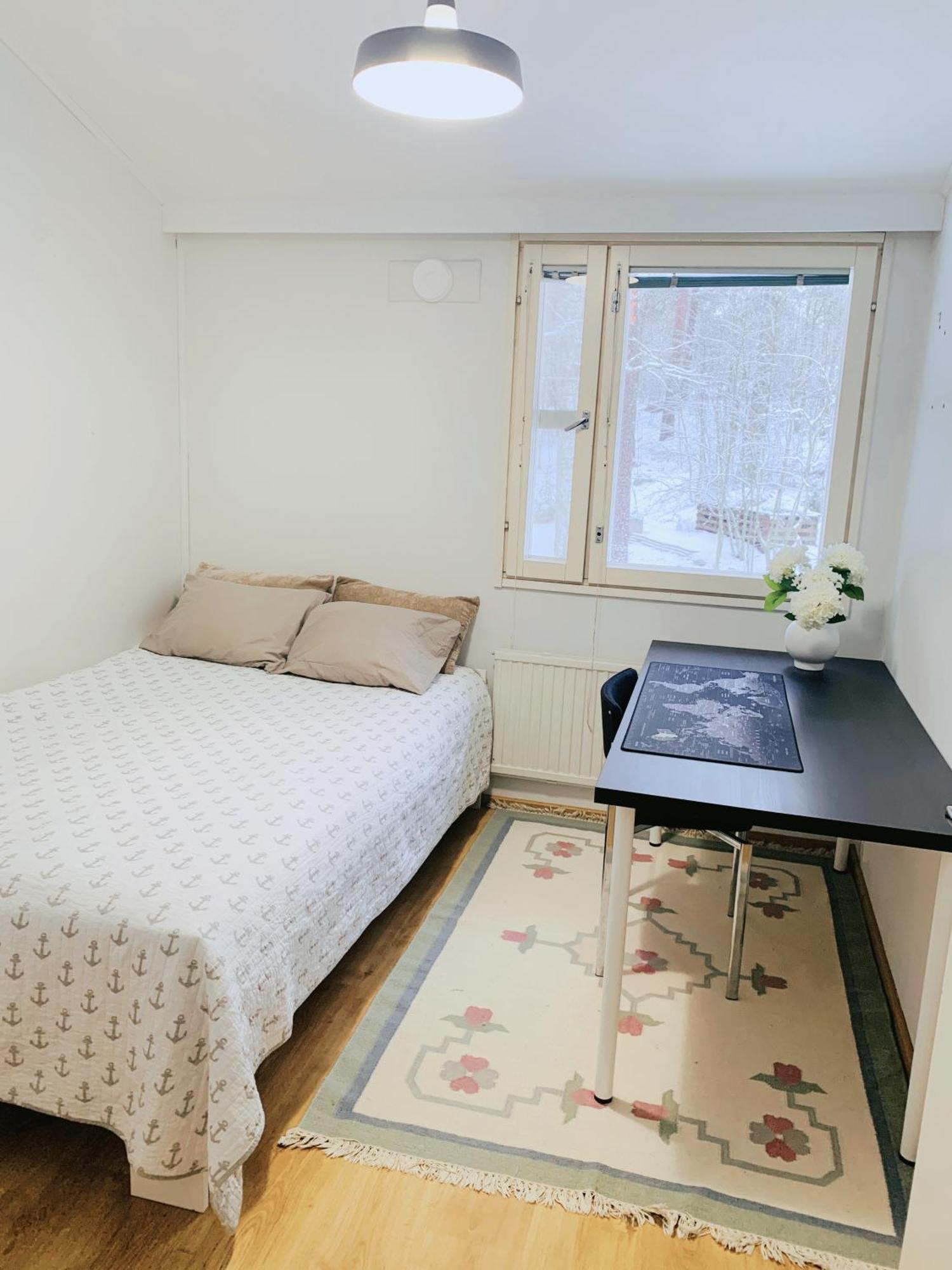Private Rooms Near Metro, Free Parking,Direct Bus From Airport هلسنكي المظهر الخارجي الصورة